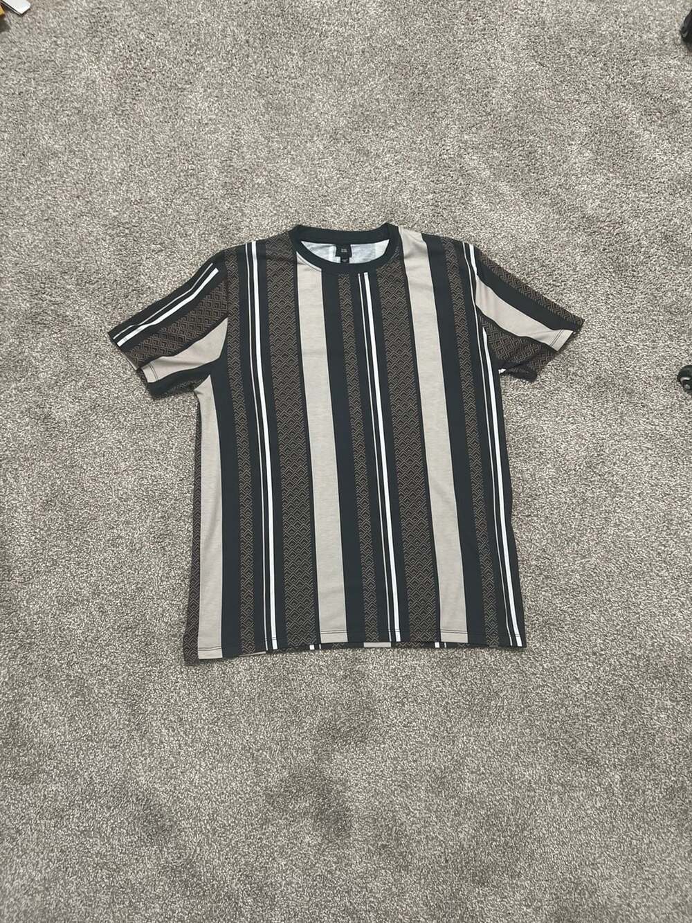 River Island Geometric Stripe Graphic Tee Black Men's Large